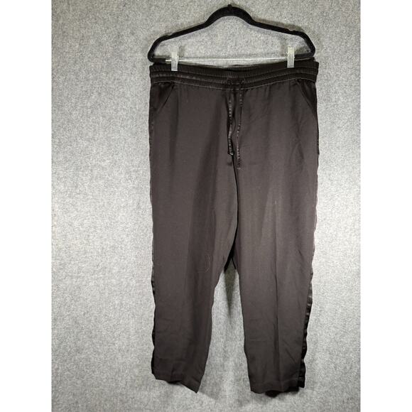 Ann Taylor Pants - Ann Taylor pants Women 12 Black Ankle Pull‎ On Stretch Tapered Career Office